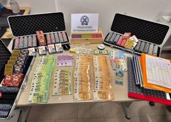 Πώς έγινε η αστυνομική επιχείρηση στην χαρτοπαιχτική λέσχη στη Μύκονο – Η ανακοίνωση της ΕΛΑΣ – ΦΩΤΟ