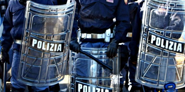 Ζευγάρι μετέφερε τη νεογέννητη κόρη του σε πλαστική σακούλα από το Μαρόκο στην Ιταλία για να την πουλήσει