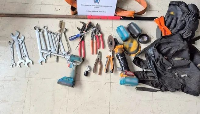 Χειροπέδες σε 2 «κυνηγούς χαλκού» που έκλεψαν 22 μετασχηματιστές της ΔΕΔΔΗΕ σε Ξάνθη και Ροδόπη – ΦΩΤΟ