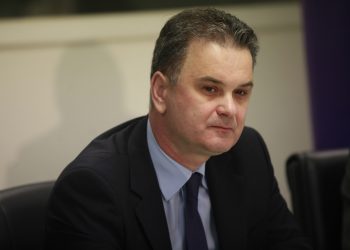 ΠΑΣΟΚ: Αποχωρεί ο πρώην υπουργός Σ. Ξυνίδης – «Μικρό κόμμα – μηχανισμός χωρίς σφυγμό»