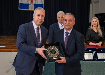 Στην εκδήλωση του Ομίλου Φίλων Ελληνικής Αστυνομίας Δυτικής Αττικής για την βράβευση αστυνομικών ο Αρχηγός της ΕΛΑΣ – ΦΩΤΟ