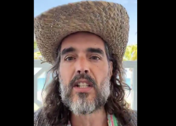 Βρετανία: Η απάντηση του Ράσελ Μπραντ στις κατηγορίες για βιασμό και σεξουαλικές επιθέσεις – ΒΙΝΤΕΟ – ΦΩΤΟ