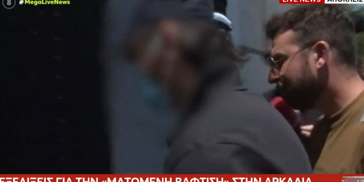 Αρκαδία: Ανατροπή με τα «ματωμένα βαφτίσια» – Παθολογικά τα αίτια θανάτου του 64χρονου, λέει ο ιατροδικαστής – ΦΩΤΟ