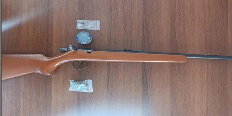 Γρεβενά: Δύο συλλήψεις για όπλα και ναρκωτικα – ΦΩΤΟ