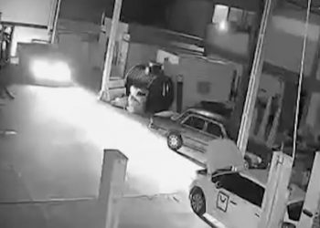 BINTEO NTOKOYMENTO: Η στιγμή που διαρρήκτες κλέβουν πανάκριβο αγροτικό όχημα μέσα σε 1,5 λεπτό