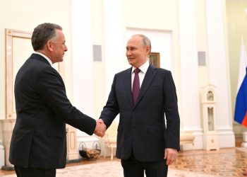 Τον απεσταλμένο του Τραμπ, Στιβ Γουίτκοφ υποδέχτηκε στο Κρεμλίνο ο Πούτιν – ΒΙΝΤΕΟ – ΦΩΤΟ