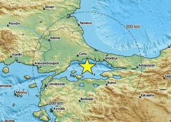 Ισχυρός σεισμός 6,2 Ρίχτερ ταρακούνησε την Κωνσταντινούπολη – Δείτε LIVE από την Τουρκία