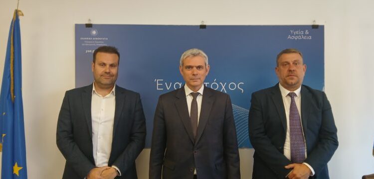 Συνάντηση Ε.ΑΣ.Υ.Α. με τον Υφυπουργό Εργασίας και Κοινωνικής Ασφάλισης – ΦΩΤΟ