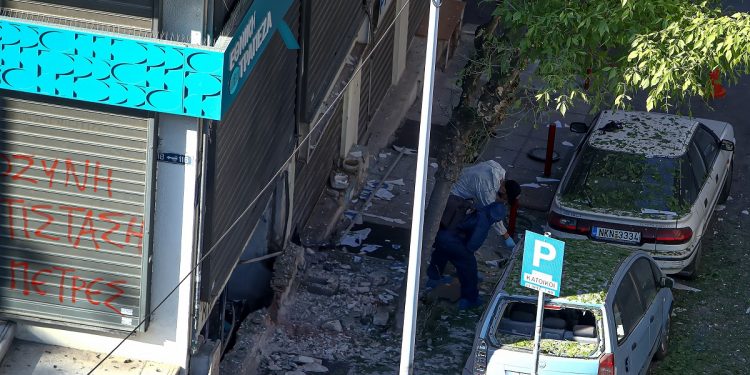 Η φονική βόμβα στην Θεσσαλονίκη, ο “Γοργοπόταμος” και η ανησυχία στην Κατεχάκη