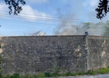 Ένταση στις φυλακές Κέρκυρας: Κρατούμενοι έβαλαν φωτιά σε στρώματα – ΒΙΝΤΕΟ – ΦΩΤΟ
