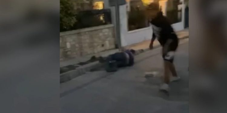 BINTEO NTOKOYMENTO από τον ξυλοδαρμό του 48χρονου στα Γλυκά Νερά – Ενώπιον του ανακριτή ο 17χρονος