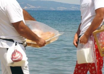 Χαλκιδική: Στο εδώλιο η «μαφία του λουκουμά» – Συμμορία είχε απλώσει τα πλοκάμια της στις παραλίες