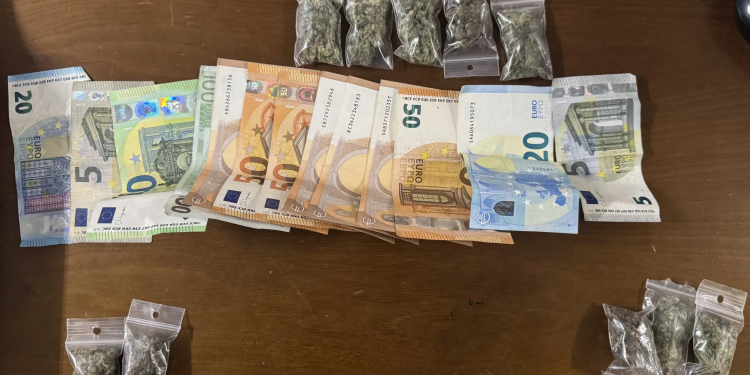 Αθήνα: Επτά συλλήψεις για ναρκωτικά – ΦΩΤΟ