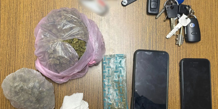 Τρεις συλλήψεις σε Περιστέρι και Χαϊδάρι για ναρκωτικά και ληστείες – ΦΩΤΟ