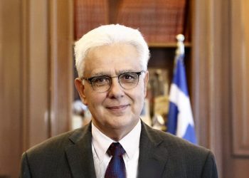Καρατομήθηκε ο πρόεδρος του ΟΠΕΚΕΠΕ Νικόλαος Σαλάτας μετά το σκάνδαλο στον Οργανισμό
