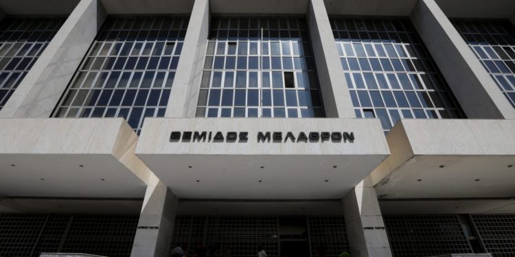 Σκάνδαλο στον ΟΠΕΚΕΠΕ – Στη Βουλή η δικογραφία της Ευρωπαϊκής Εισαγγελίας