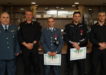 Αυτοί είναι οι 2 αστυνομικοί της ΔΙΑΣ που πήραν μετάλλιο «Αστυνομικού Σταυρού» – Δείτε γιατί – ΦΩΤΟ