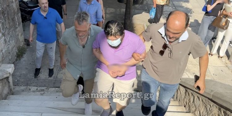 Λαμία: «Μπάσταρδε να καείς ζωντανός στο φούρνο» – Οργή για τον δολοφόνο του 59χρονου – ΒΙΝΤΕΟ – ΦΩΤΟ 