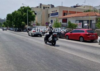 «Γέφυρα ζωής» από την ΕΛΑΣ για 7χρονο που χτύπησε σε τζαμαρία – Σε 2 λεπτά έφτασε το ασθενοφόρο στο νοσοκομείο