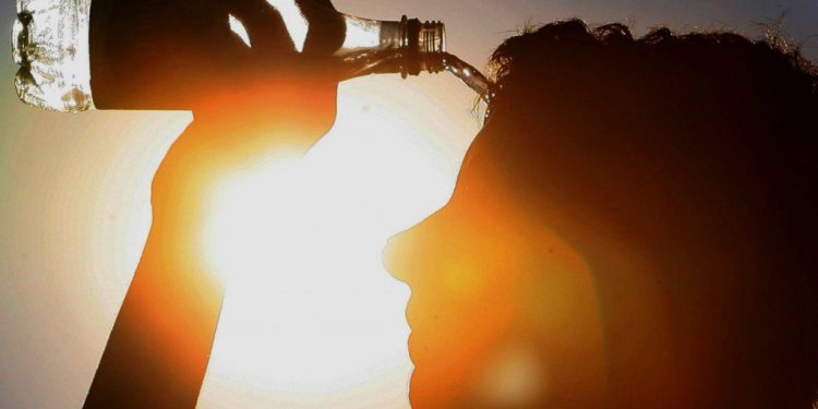 Ο καύσωνας χτυπάει τη Γηραιά ήπειρο