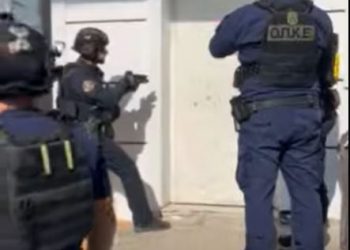 Άνω Λιόσια: Ρευματοκλοπές, ηχεία αλλά και «σφράγισμα» επιχείρησης από ΕΛ.ΑΣ και Α.Α.Δ.Ε