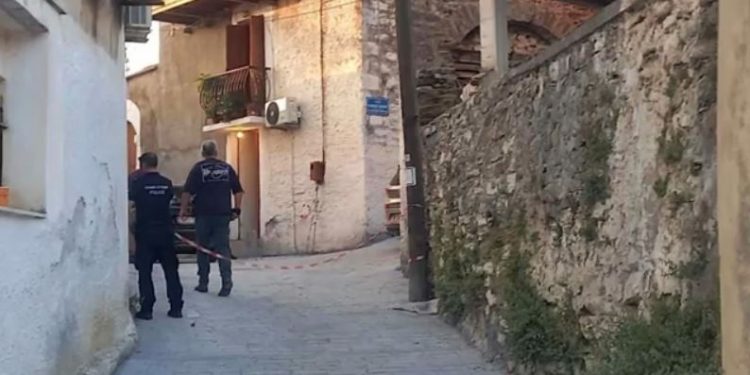 Διπλό φονικό στην Μεσσηνία: 61χρονος σε αμόκ κατακρεούργησε με ψαλίδι τους γονείς του – ΒΙΝΤΕΟ – ΦΩΤΟ