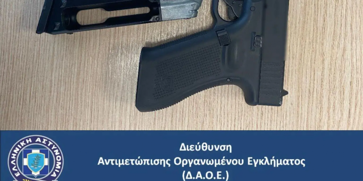 Θεσσαλονίκη: Πιάστηκε ο ληστής που ξάφρισε πρατήριο υγρών καυσίμων και πεζό – ΦΩΤΟ