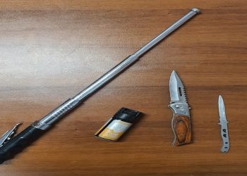 Καβάλα: Συνελήφθησαν 52χρονος και 35χρονος – Είχαν πάνω τους γκλοπ, μαχαίρια και σπρέι πιπεριού – ΦΩΤΟ