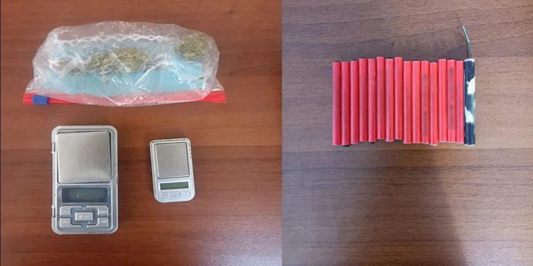 Γρεβενά: Αστυνομικοί της ΟΠΚΕ συνέλαβαν 20χρονο για κατοχή ναρκωτικών και βεγγαλικών – ΦΩΤΟ
