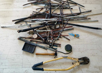 Σαλαμίνα: Τέσσερις συλλήψεις για κλοπές χαλκοσωλήνων από σπίτια – ΦΩΤΟ