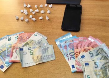 Κορυδαλλός: Συνελήφθη 26χρονος που ήταν έτοιμος να «σπρώξει» 18 φιξάκια κοκαΐνης – ΦΩΤΟ