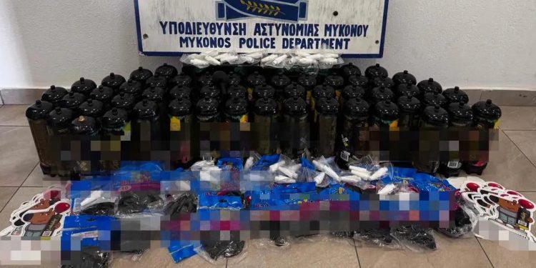 Μύκονος: Χειροπέδες σε 3 άτομα που πούλαγαν «αμπούλες γέλιου» – ΦΩΤΟ