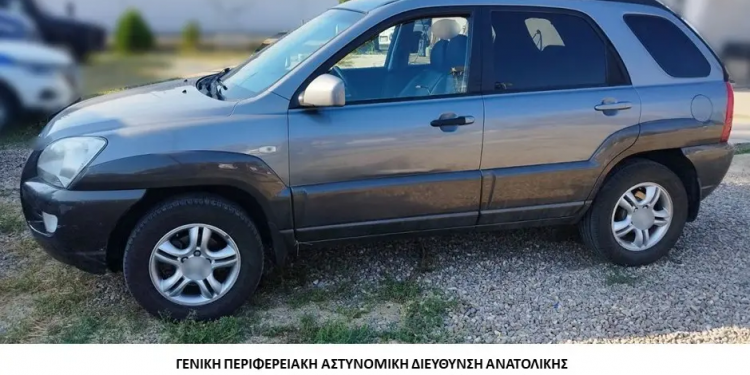 Έβρος: Συνελήφθη διακινητής που προωθούσε στην ενδοχώρα παράνομους  μετανάστες – ΦΩΤΟ