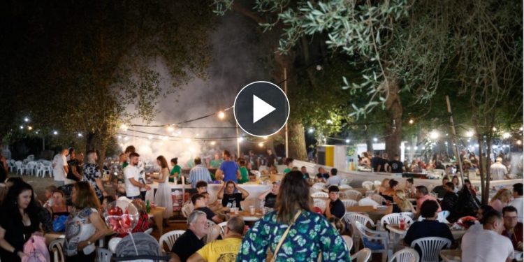 Σε συμπλοκή κατέληξε πανηγύρι μετά από συνθήματα για την Παλαιστίνη στην Αμοργό – ΒΙΝΤΕΟ – ΦΩΤΟ