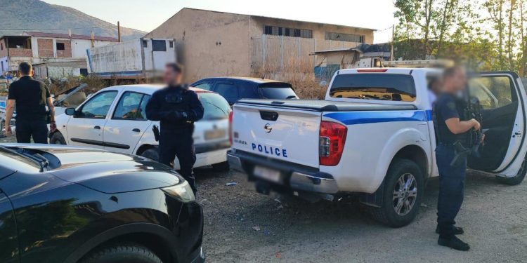 BINTEO NTOKOYMENTO από την επιχείρηση της ΕΛΑΣ στον Ασπρόπυργο μετά τη «βροχή» από σφαίρες – ΦΩΤΟ