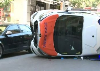 Τραγικό φινάλε στο τροχαίο με το ασθενοφόρο που ανετράπη στου Γουδή: Πέθανε ο ασθενής που μετέφερε – ΒΙΝΤΕΟ