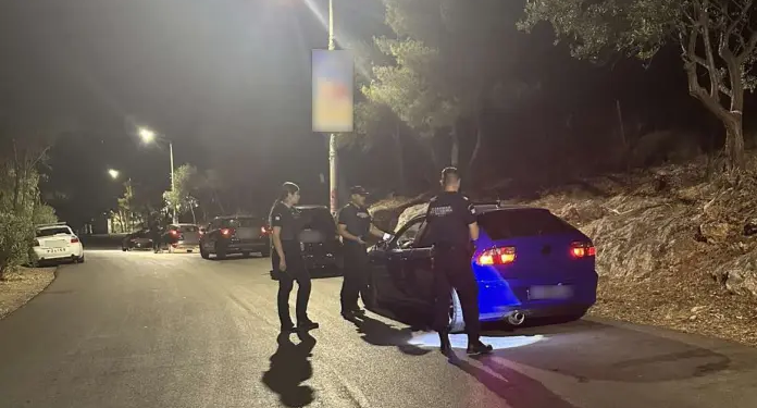 Ευρεία αστυνομική επιχείρηση τροχονομικών ελέγχων σε Ίλιο και Πετρούπολη – ΒΙΝΤΕΟ- ΦΩΤΟ