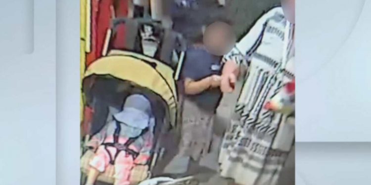 Υπόθεση νεκρού κοριτσιού στο Παλαιό Φάληρο: Στα χέρια των αρχών η μυστηριώδης γυναίκα με το καροτσάκι – ΦΩΤΟ