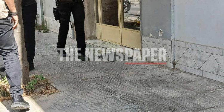 Νέα γυναικοκτονία-ΣΟΚ στον Βόλο: Άνδρας δολοφόνησε τη σύζυγό του μπροστά στα 4 παιδιά τους και τράπηκε σε φυγή – ΒΙΝΤΕΟ – ΦΩΤΟ