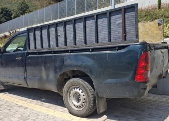 Καστοριά: Αστυνομικοί έπιασαν «στα πράσα» 38χρονο που έκλεβε τηλεφωνικά καλώδια – ΦΩΤΟ