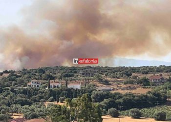 Φωτιά στην Κεφαλονιά: Ήχησε το 112 – Εκκενώνονται χωριά – ΒΙΝΤΕΟ – ΦΩΤΟ
