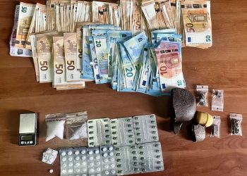 Συνελήφθη άνθρωπος του «Σαμπρέλα» για κατοχή ναρκωτικών – Τι είπε όταν τον έπιασαν – ΦΩΤΟ