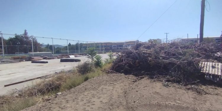 Χειροπέδες σε 38χρονο που κατασκεύαζε αυθαίρετα ποδοσφαιρικό γήπεδο σε κοίτη ρέματος στον Εύοσμο – ΦΩΤΟ