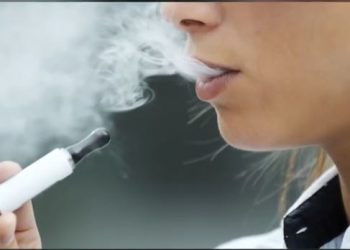 Κρήτη: Έσκασε ηλεκτρονικό τσιγάρο στο στόμα του και του «διέλυσε» τα δόντια – ΒΙΝΤΕΟ