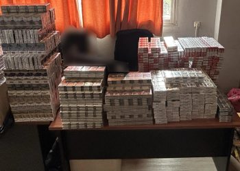 Αμεσοδρασίτες συνέλαβαν 47χρονο που έσπρωχνε λαθραία τσιγάρα στο Αιγάλεω – ΦΩΤΟ