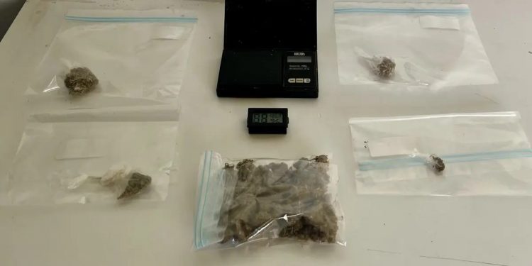 Λέρος: Χειροπέδες σε 48χρονο για κατοχή ναρκωτικών – ΦΩΤΟ