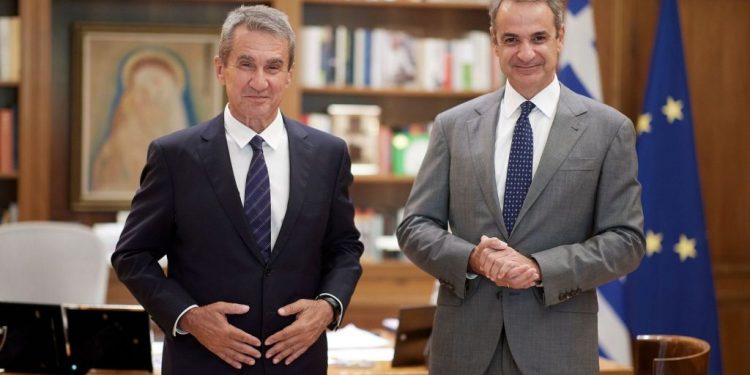 Στη Νέα Δημοκρατία ο πρώην υπουργός του ΠΑΣΟΚ Ανδρέας Λοβέρδος