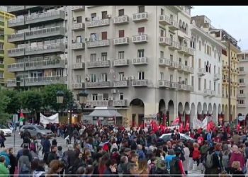 Πορεία διαμαρτυρίας για τον πόλεμο στη Γάζα στη Θεσσαλονίκη