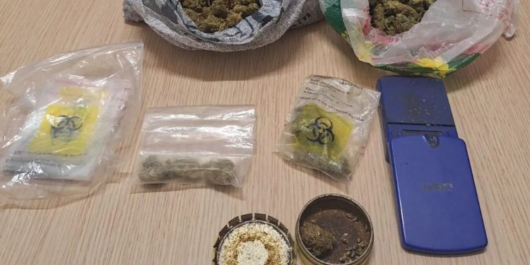 Ρόδος: Αστυνομικοί της ΟΠΚΕ πέρασαν χειροπέδες σε 39χρονο για κατοχή ναρκωτικών – ΦΩΤΟ