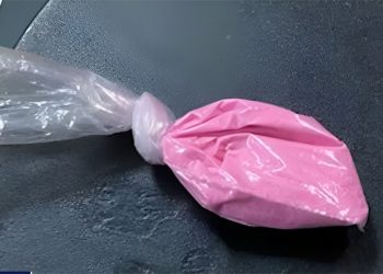 Ρόδος: Ελεύθερη με περιοριστικούς όρους η 28χρονη influencer για τη ροζ κοκαΐνη